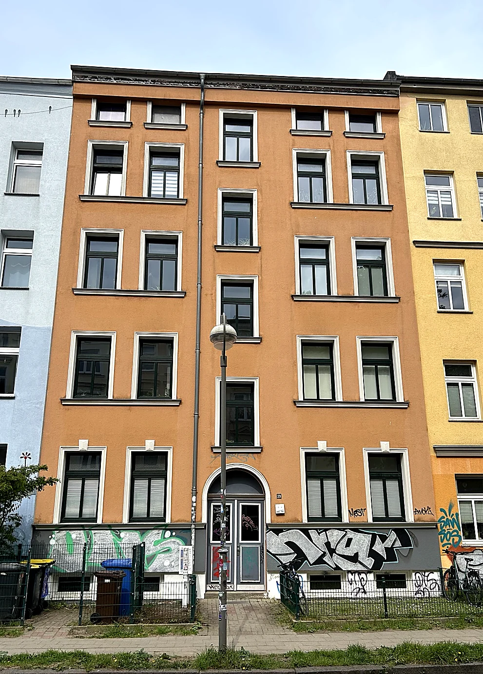 Altbau mit Eigentumswohnungen in der Rostocker Kröpeliner-Tor-Vorstadt